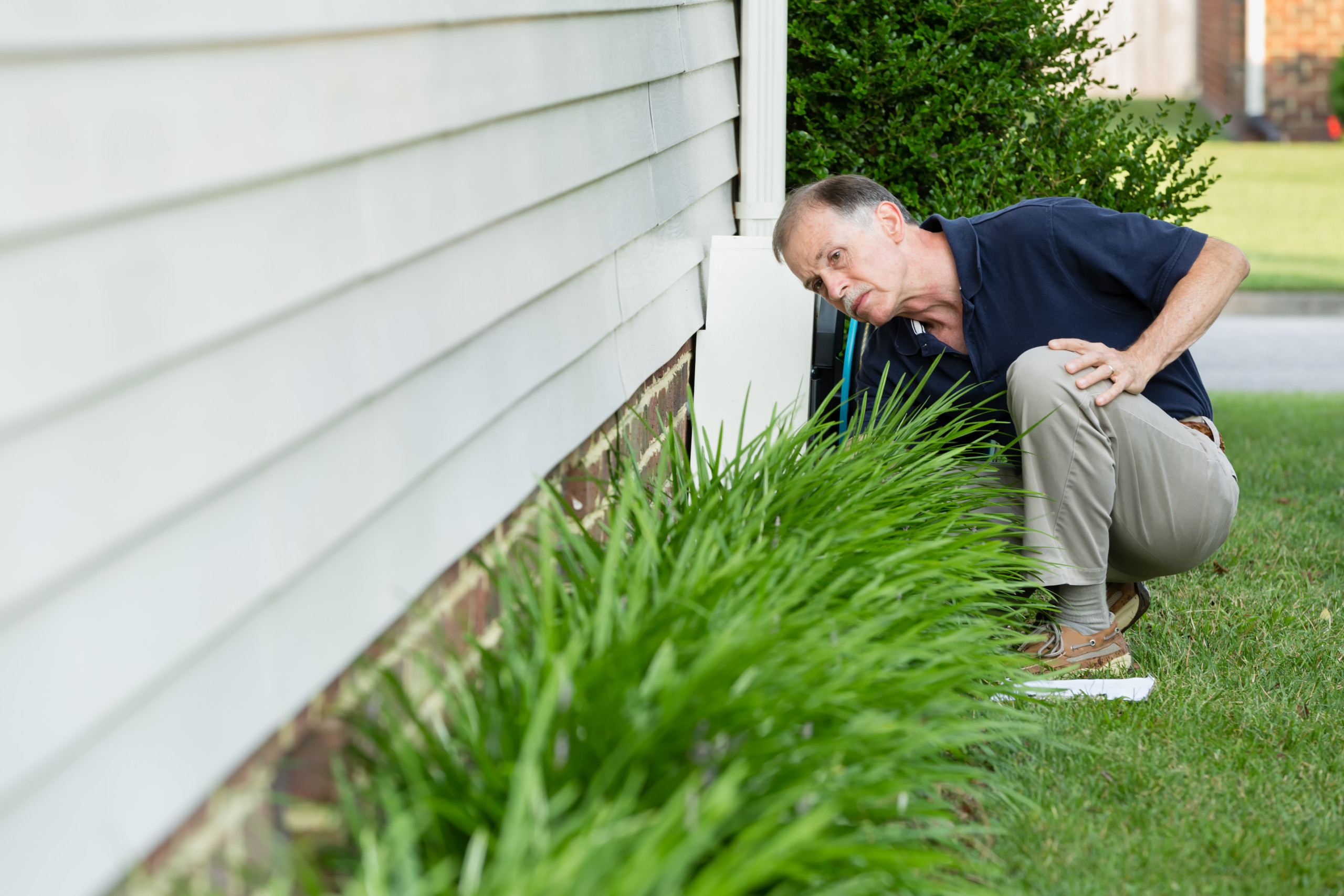 foundation cracks inspection